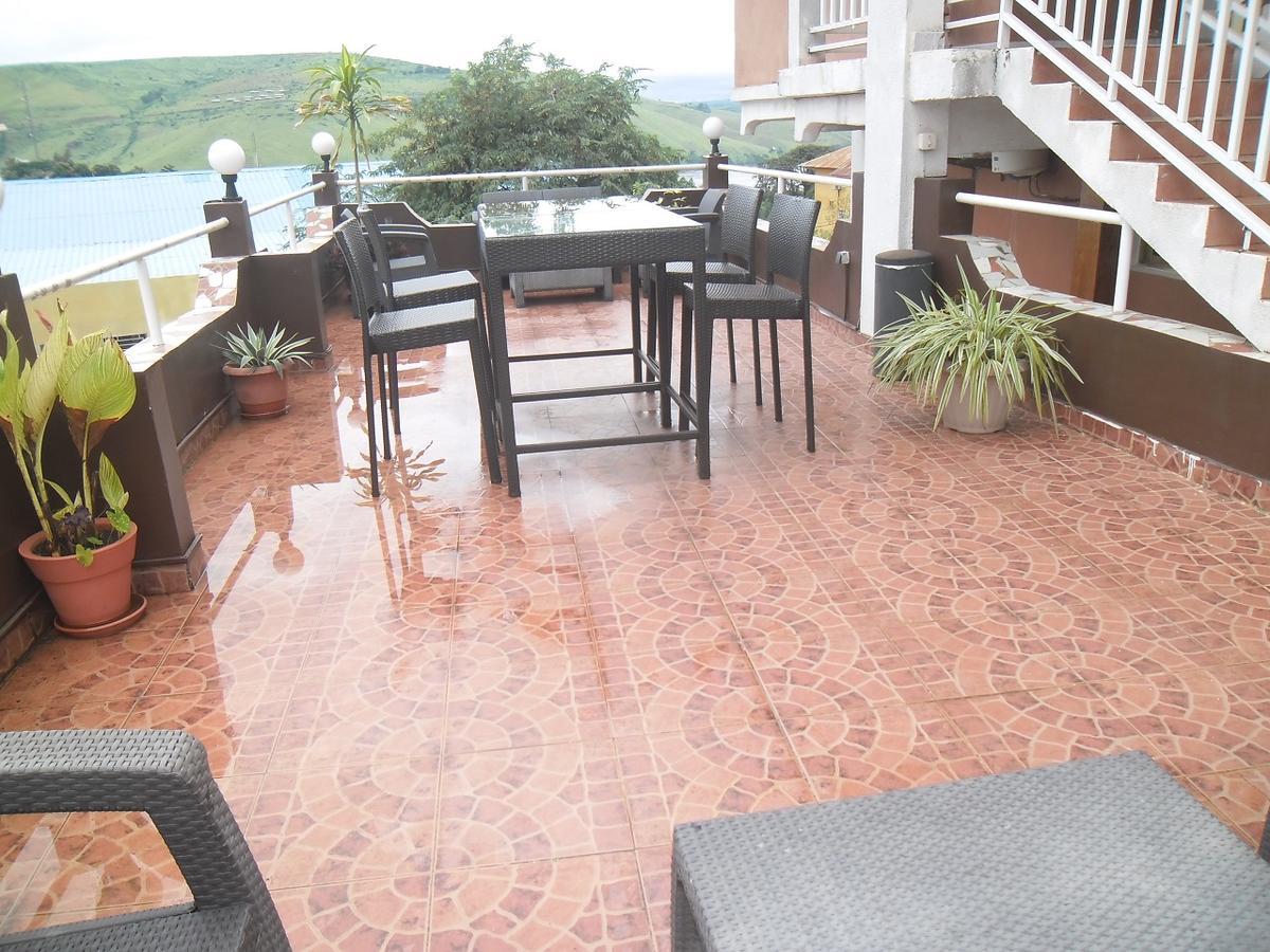 Hotel Vivi Palace Matadi Ngoại thất bức ảnh