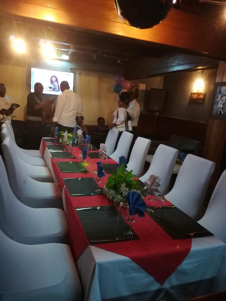 Hotel Vivi Palace Matadi Ngoại thất bức ảnh