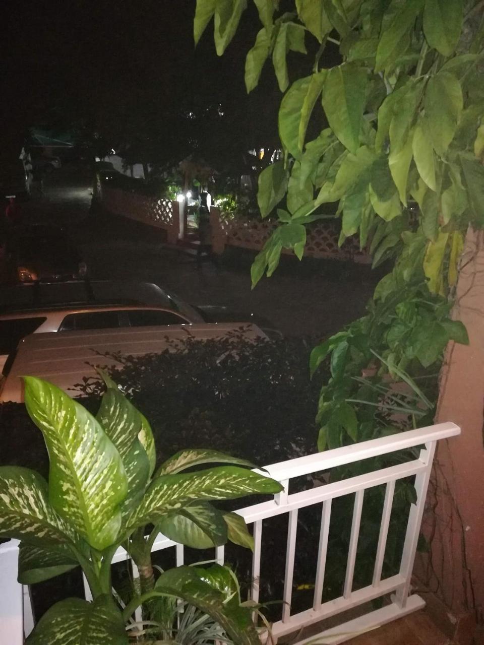 Hotel Vivi Palace Matadi Ngoại thất bức ảnh